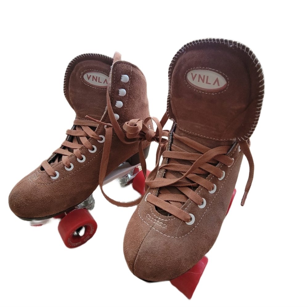 VNLA Roller Skates